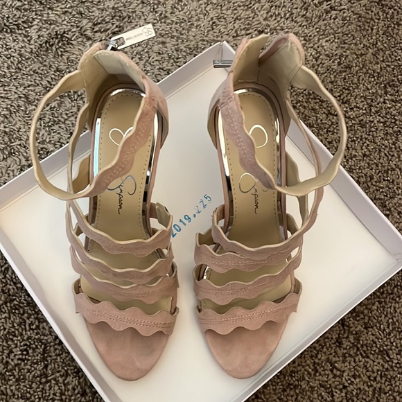Jessica Simpson heels, blush pink, thin heel, 3 inch heel, worn once, size 7.5 - Picture 3 of 11